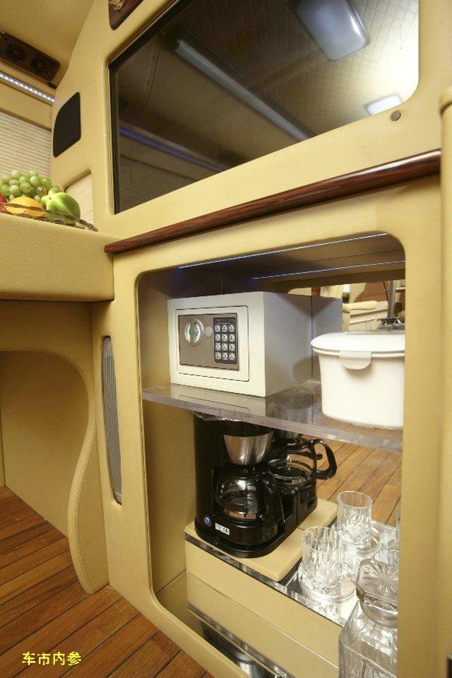 领导出行不选BBA，却钟爱这款日系移动办公室！