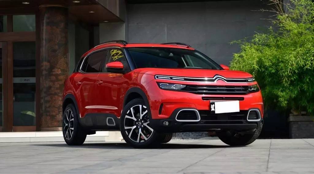 9月上市新车，五菱都出SUV了，还买什么小面！