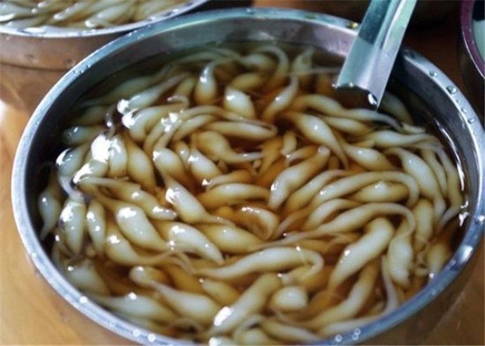 小龙虾你是吃腻了,凉虾你吃过吗?见到才知道被骗了