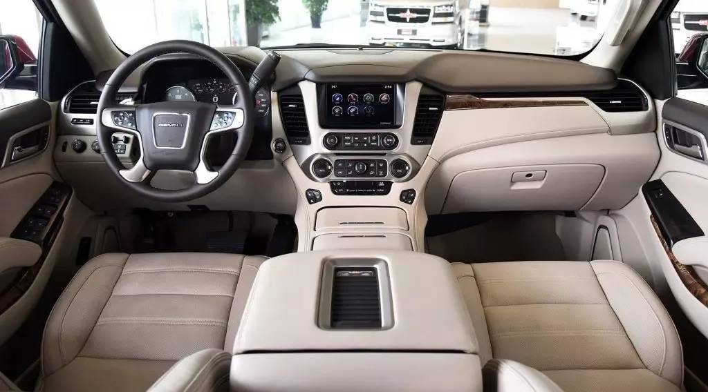 买这些车排量税就够我们一般人买一辆车了!