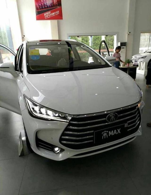 比亚迪把奥德赛和GL8玩蒙了！这国产MPV有奥迪味道