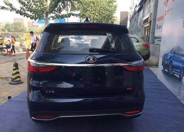 比亚迪把奥德赛和GL8玩蒙了！这国产MPV有奥迪味道