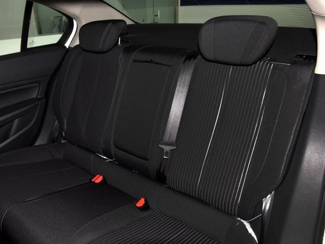 多款合资紧凑比10万多一点，空间却大很多