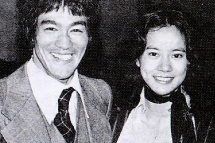 65岁苗可秀承认与李小龙恋情,网友:已经没那么重要