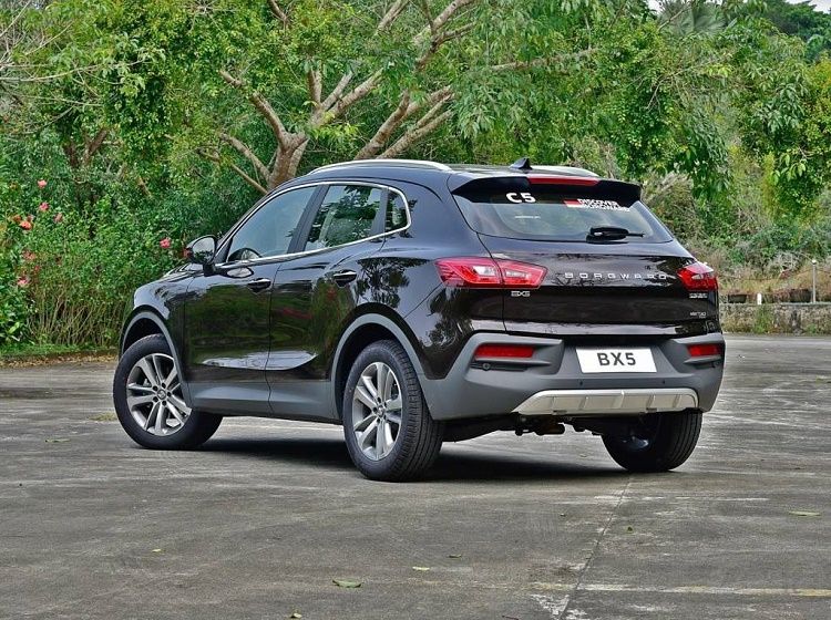 15万就能买豪华品牌SUV 宝沃和WEY哪一个是你的菜