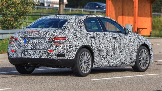 20万能买大奔？还看啥宝马1系！