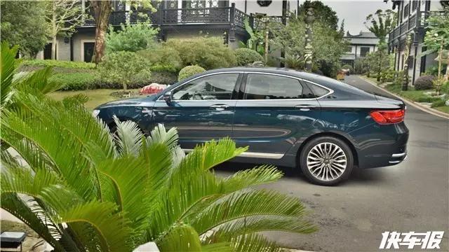 更出色的高级感，这就是吉利新博瑞