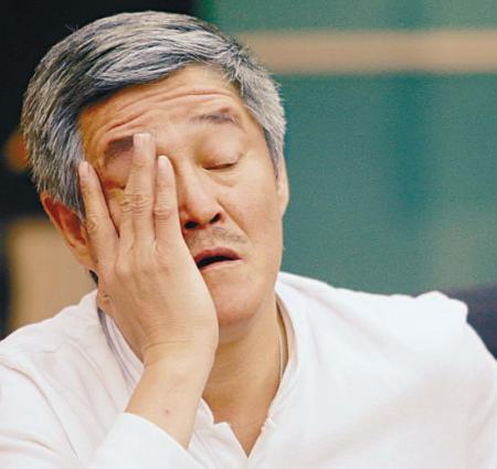 乡村爱情10开拍,王长贵与粉丝互骂又闹事,该管管他