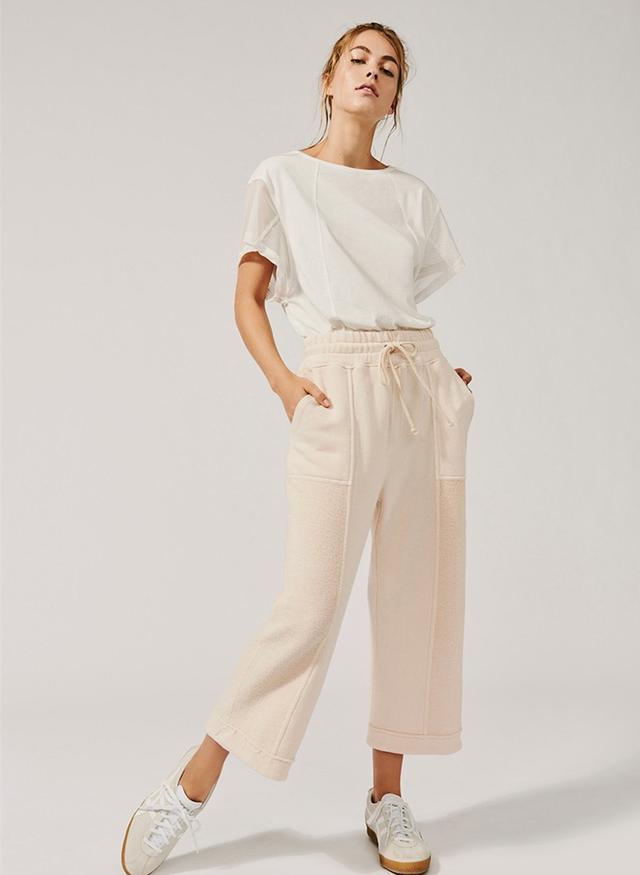 这三个运动品牌跟时装一样潮，所以我才喜欢跑步啊