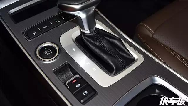 奇瑞两款小打小闹的新车亮相