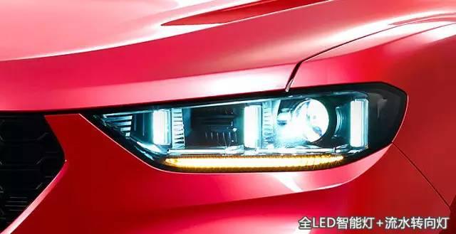 6吨集装箱压车身上，WEY，你还好吗？