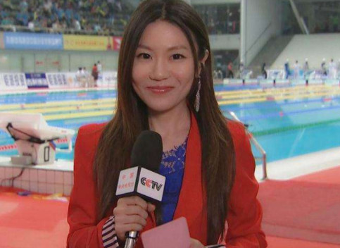 全运会100自宁泽涛夺冠,带火了一位美女记者刘京京