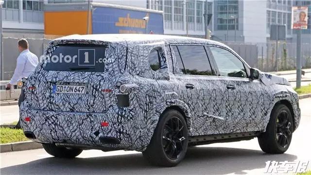 不给宝马X7留活路？全新奔驰GLS又大了！