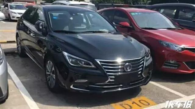 你一直在等睿骋CC，居然有这种配色...