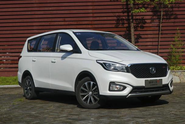 7万左右的大空间7座车，除了宝骏730，这4款最火！