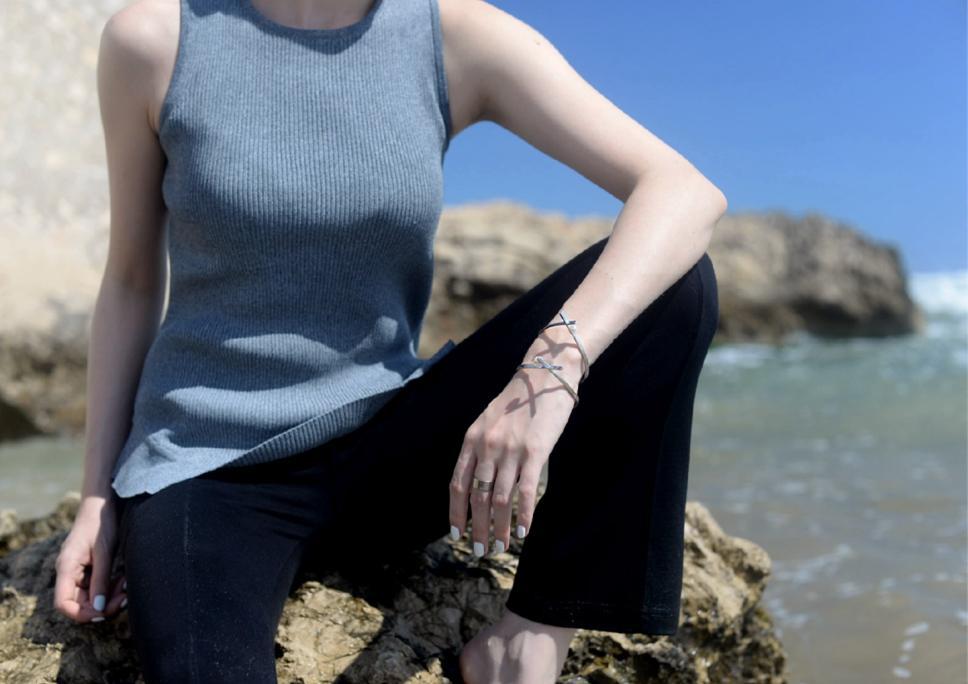 Michi Liang，珍珠是识别标志，金属的内在灵魂