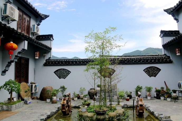 访上虞覆卮山岭南东澄古村