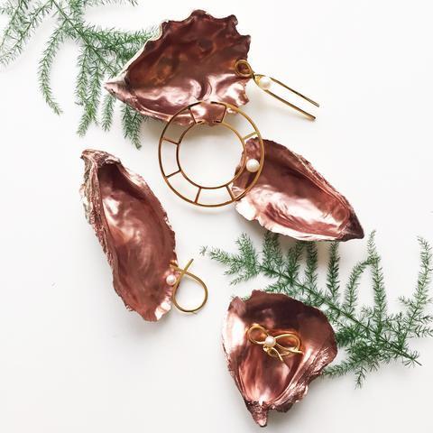 Michi Liang，珍珠是识别标志，金属的内在灵魂