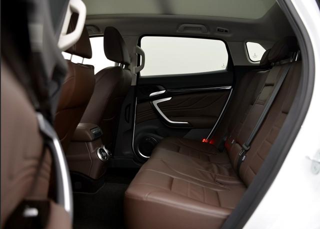 月销6000！不到17万起！豪华媲美S级，油耗伤不起