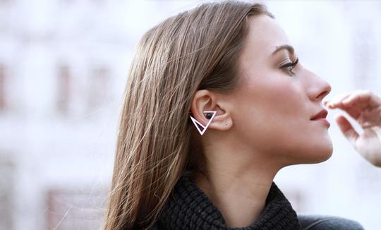 Michi Liang，珍珠是识别标志，金属的内在灵魂