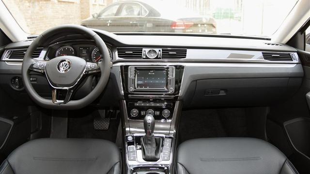 雅阁算什么，这款车在中国自带光环，是B级车之王