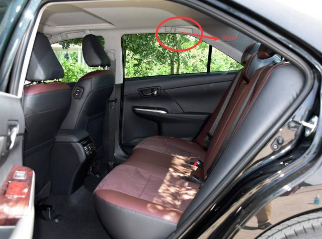 车上这些被你忽略的贴心细节！很多不再是豪车专属！