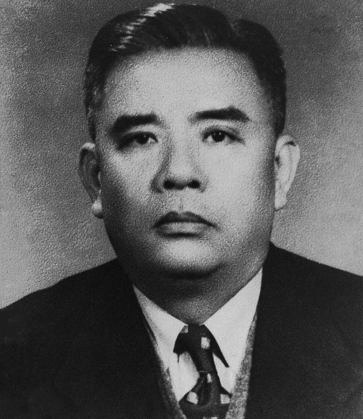 他跟戴笠齐名,军衔相当于元帅,弟弟中出了四位将军|郑介民|郑庭笈