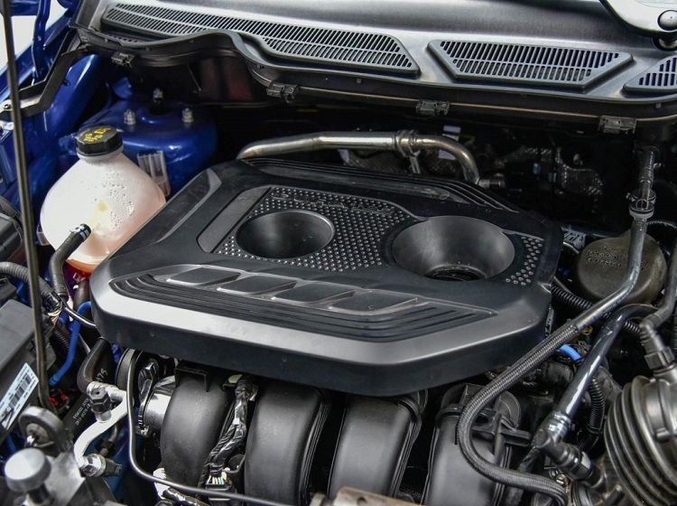 小型SUV混战 加了自动挡的宝骏510能否干掉哈弗H6