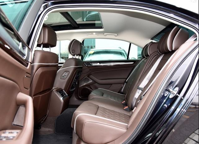 奥迪A6的底盘！销量却惨不忍睹，要走大哥的老路？