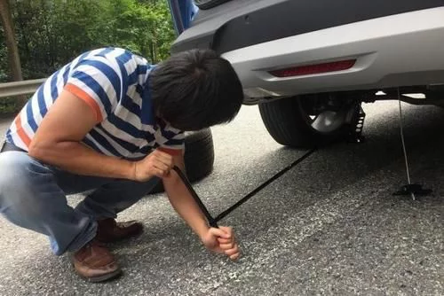 这款国产大型SUV强大的越野能力能否成为一代神车？