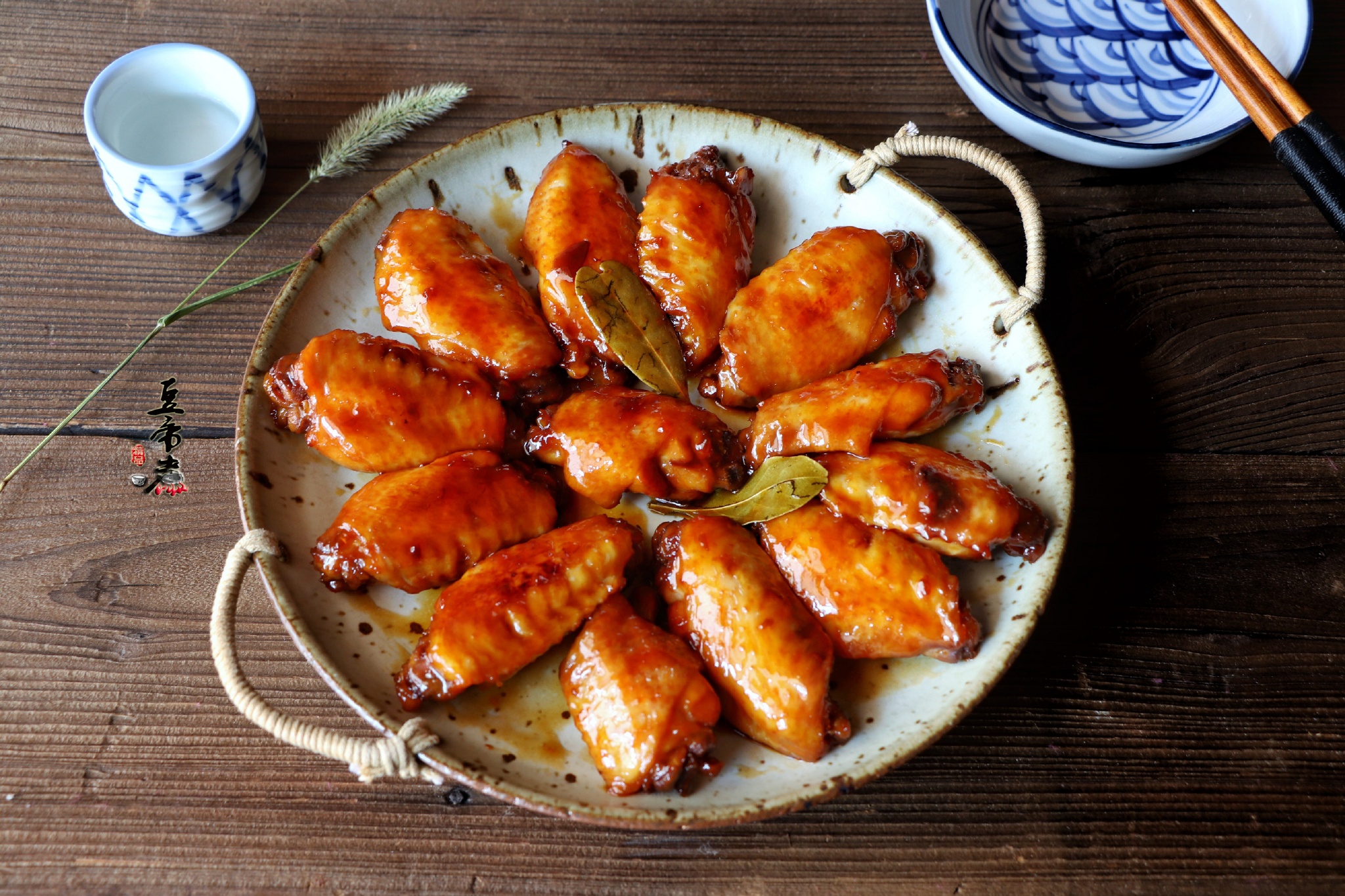 试试"吮指梅酱鸡翅",更好吃,更诱人|鸡翅|酱鸡翅|诱人_新浪新闻