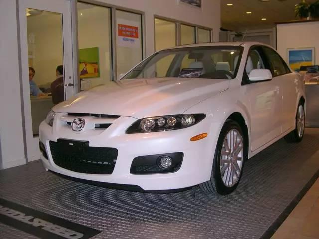 开锐志了不起？后驱操控王回来砸场子了