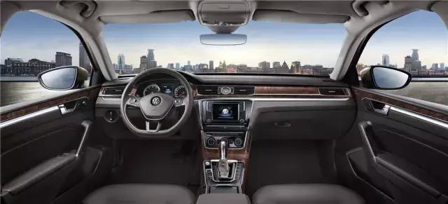 火了17年的大众“神车”，现在降价4、5万值得买吗？