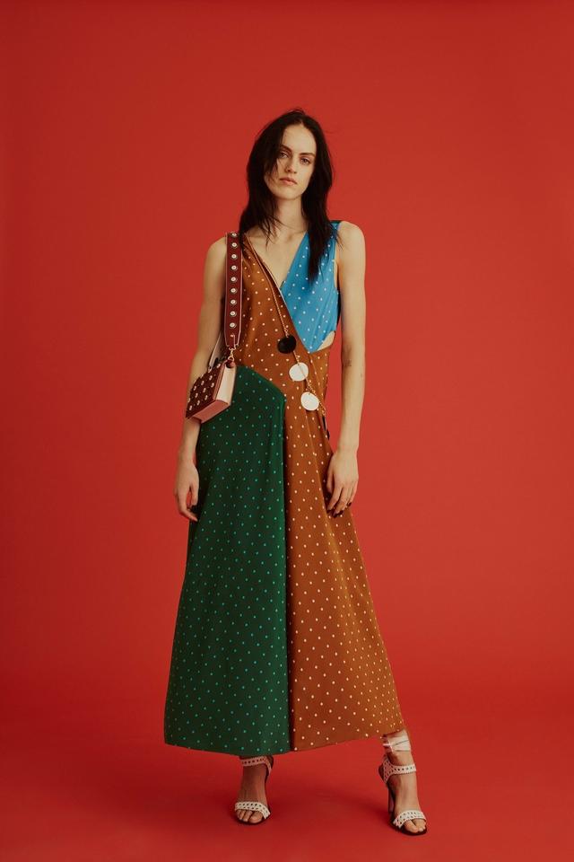 Party上不被关注的原因只有一个，你没穿对