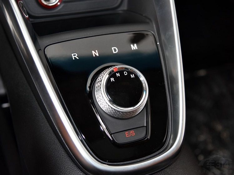 小型SUV混战 加了自动挡的宝骏510能否干掉哈弗H6