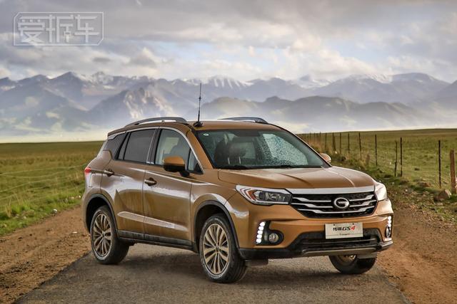 7月全球销量持续微增，平淡中新能源车成亮点