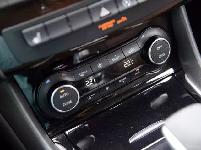 30万，你会送自己什么样的车？