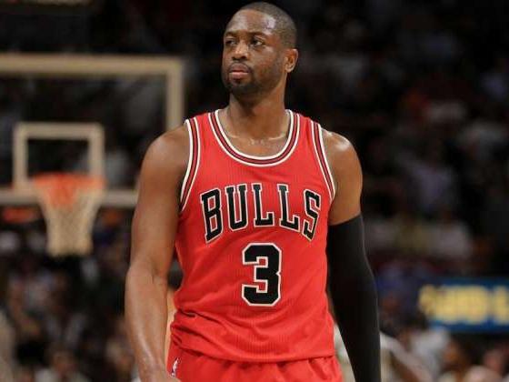 韦德为何非要离开——和管理层互撕, 骑士热火二选一