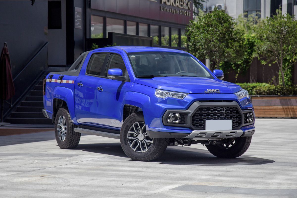 全新江铃域虎,国产皮卡扛把子,亲民售价才卖8万!