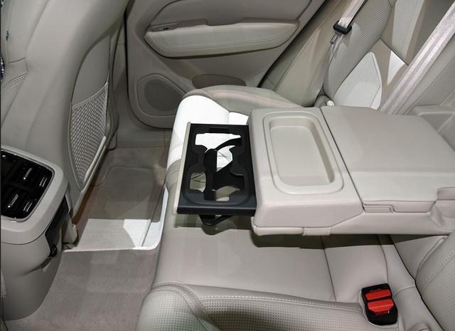 只有奥迪算灯厂？它使出洪荒之力，BBA都要扶不住了