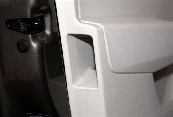 汽车这些NB的配置超贴心，很多不再是豪车专属！