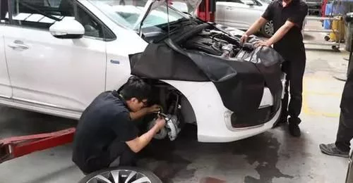什么国家的车最难维修？维修工：德系奔驰！