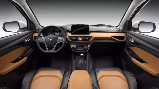 五菱销量为何那么高?百万豪车都喜欢贴这个标?