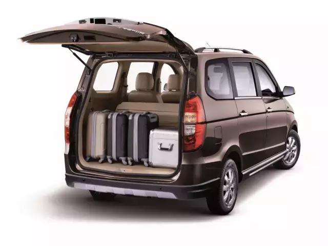 五菱销量为何那么高?百万豪车都喜欢贴这个标?