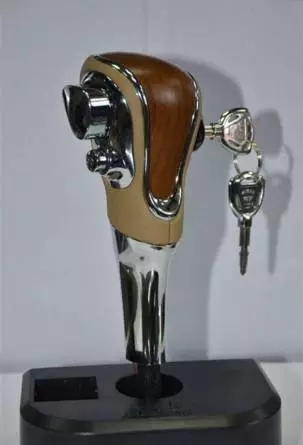 再不做些防盗措施，你的车很可能被偷走！