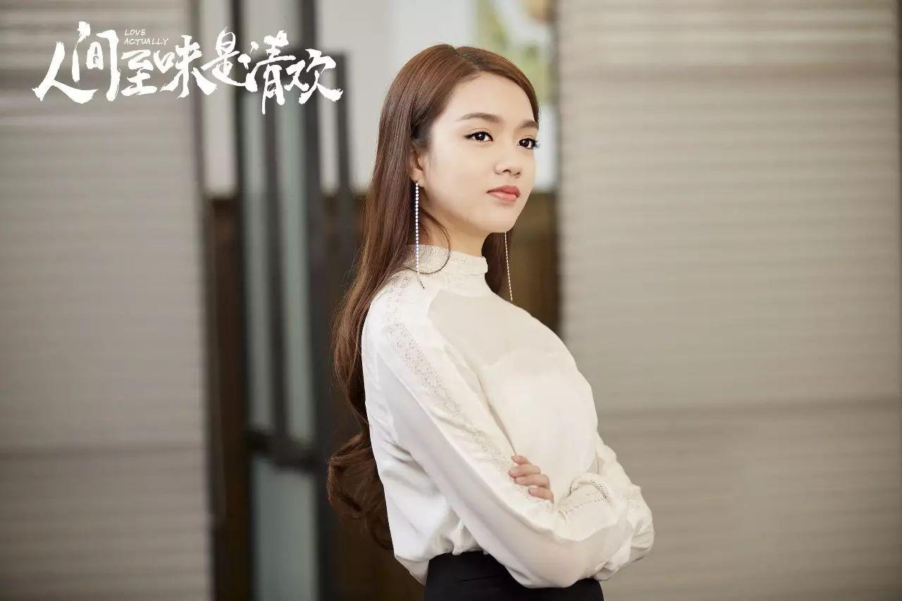 小圆脸大眼睛新晋小花赖婧甜度爆表