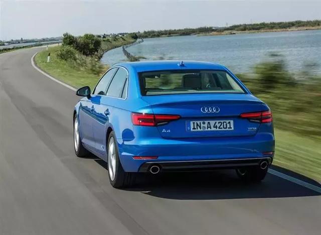 30万总在这两款运动轿车纠结，该怎么选？答案在这