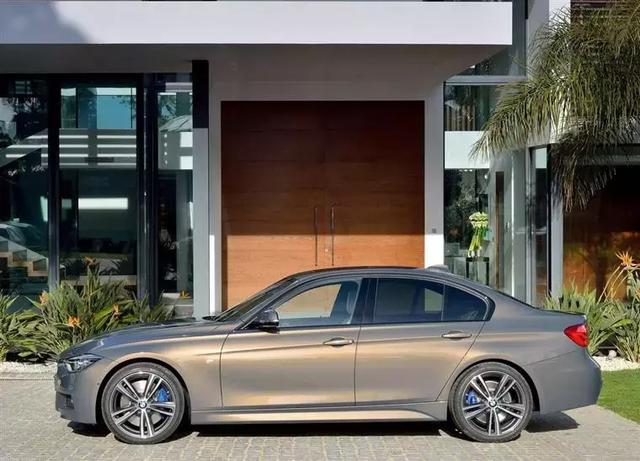 30万总在这两款运动轿车纠结，该怎么选？答案在这