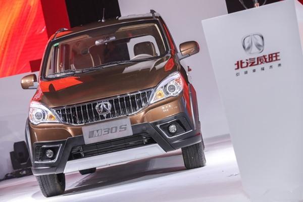 宝骏卖5万它卖4万，北汽新MPV，2.8米轴距4.18万起