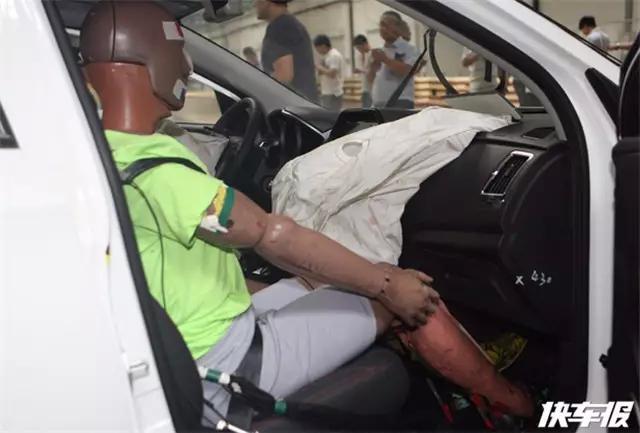 力帆又要被喷了，才撞了个3星！